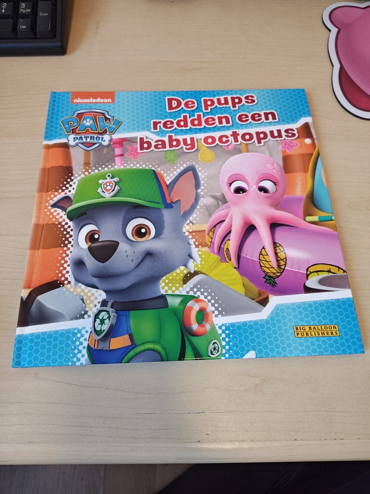 De pups redden de baby octopus, Ophalen of Verzenden, Zo goed als nieuw, Fictie algemeen