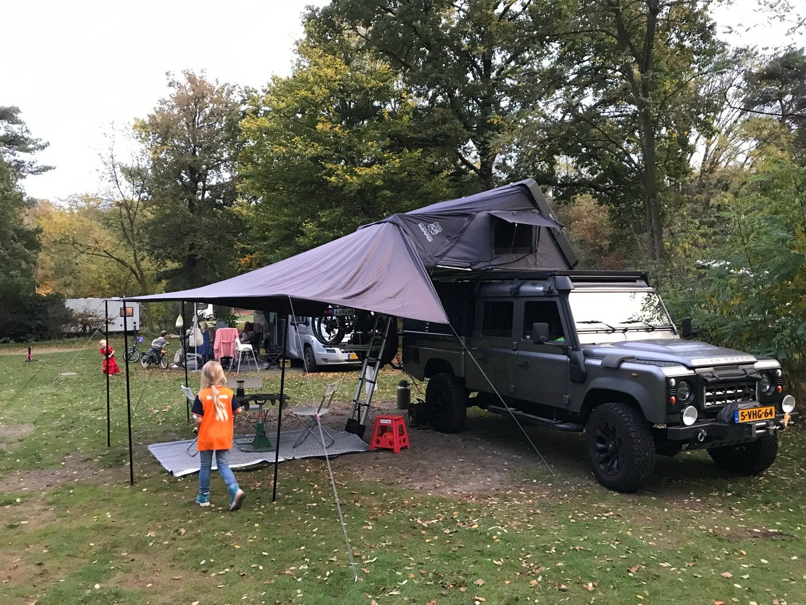 iKamper Skycamp 3.0 Daktent - Rocky Black incl. Luifel, Ophalen, Zo goed als nieuw, Tot en met 4
