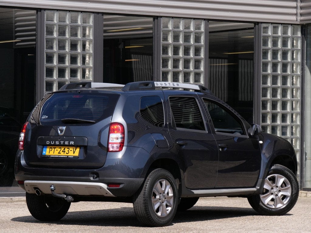 Dacia Duster 1.2TCe CARPLAY/ CAMERA/ TREKHAAK, Auto's, Dacia, Voorwielaandrijving, Gebruikt, Euro 6, Duster