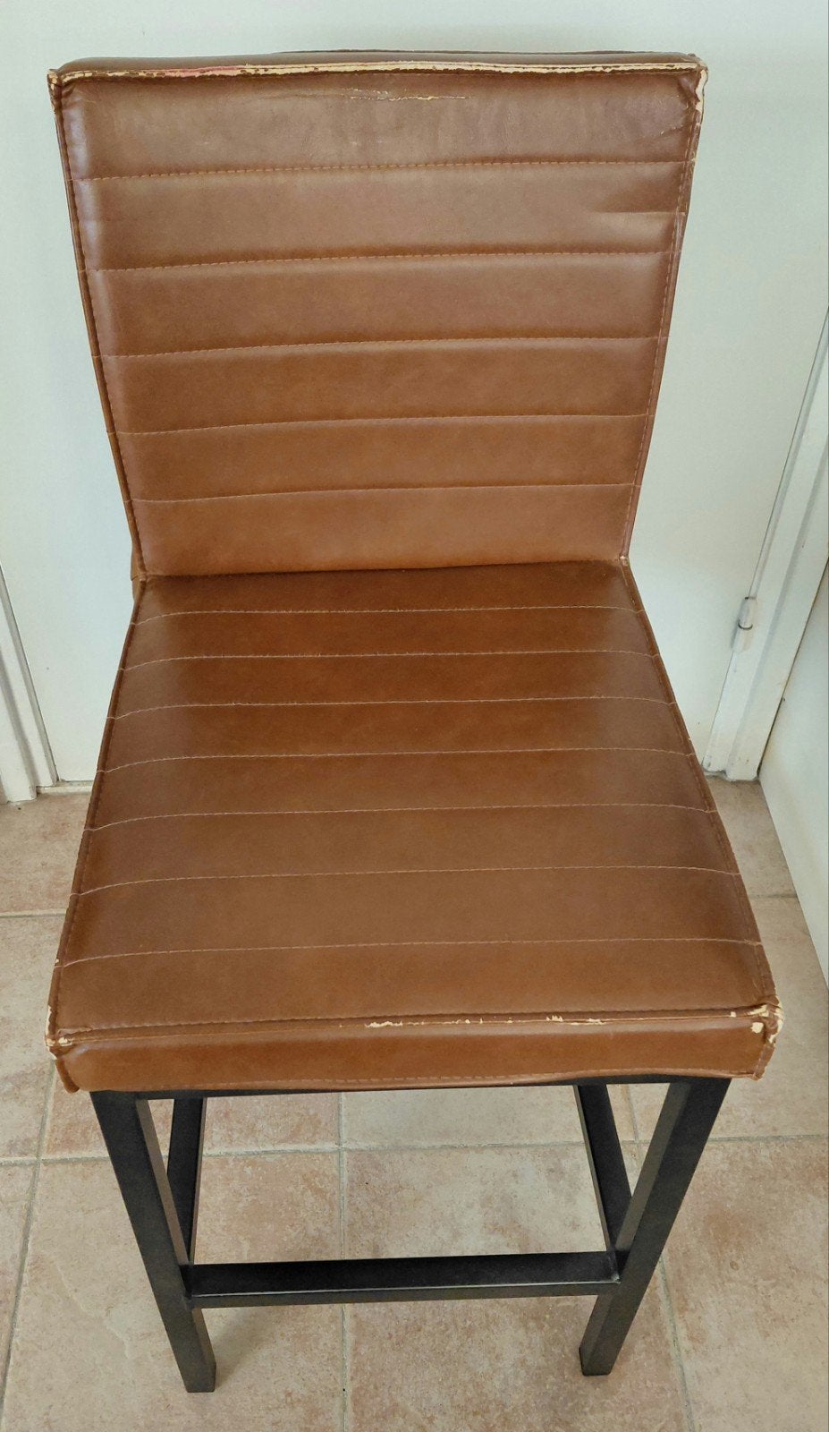 2 skai leer barkrukken met beschadigingen langs randen, Ophalen, Gebruikt, 60 tot 90 cm, Leer