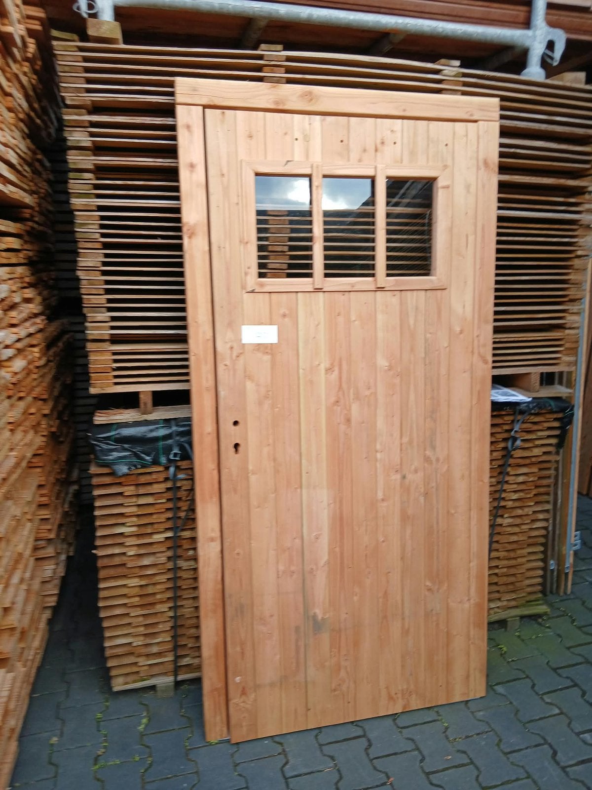 Douglas deur met kozijn. Nr 16, Ophalen, Nieuw, Draaipoort, 150 tot 200 cm