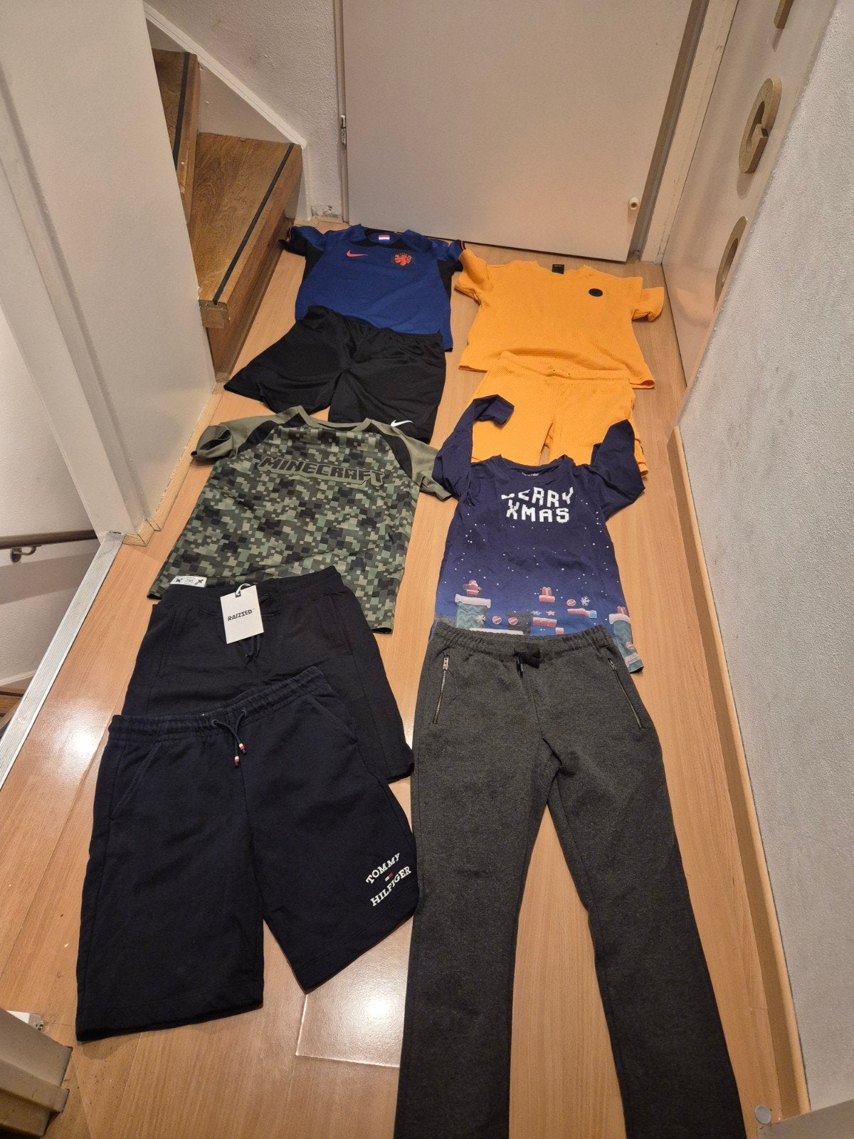 Kledingpakket Jongen Maat 152  Nike, Tommy Hilfiger, Minecra, Ophalen of Verzenden