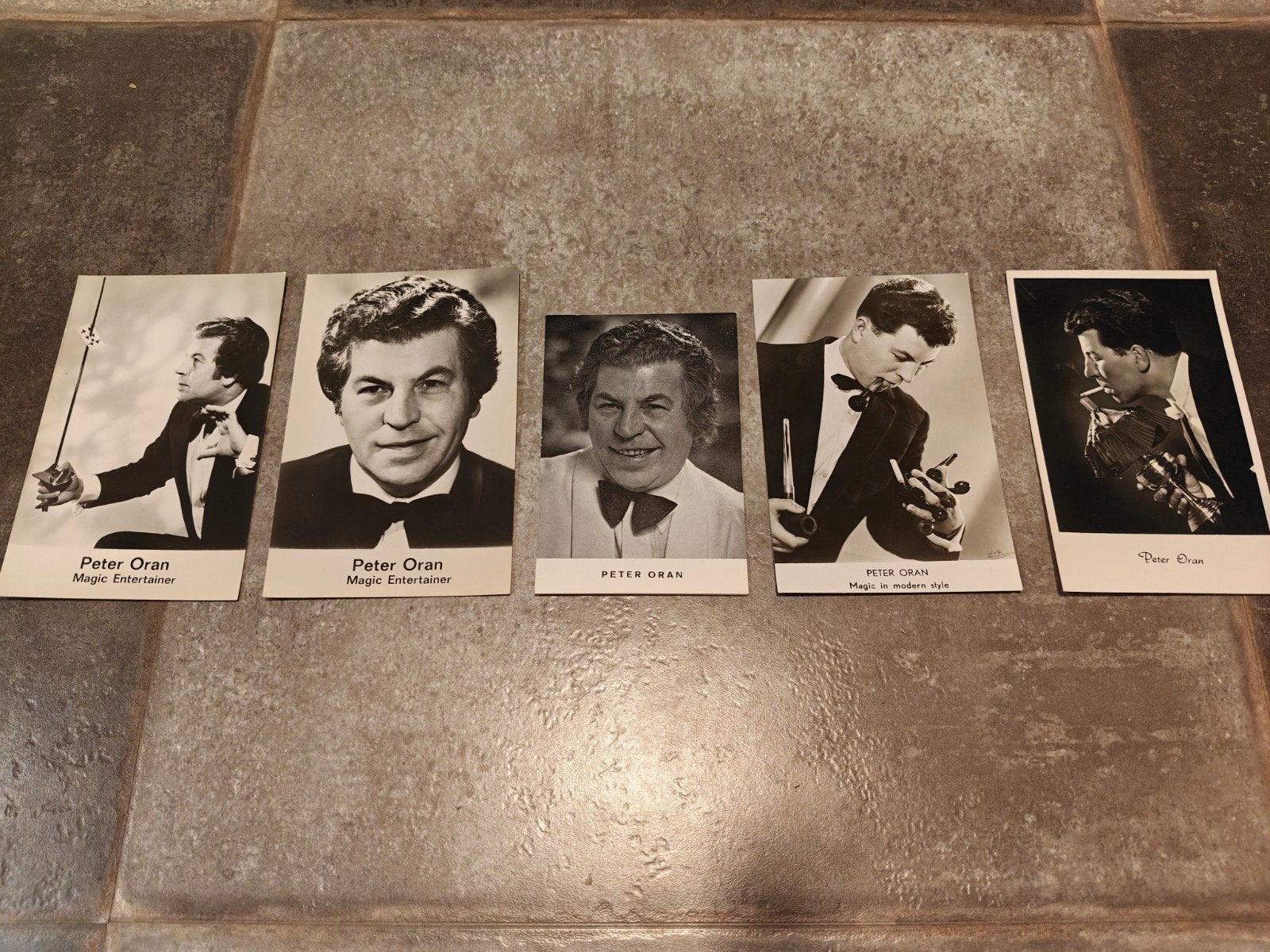 5 foto promotiekaarten Peter Oran, magic entertainer, Ophalen of Verzenden, 1960 tot 1980, Zo goed als nieuw, Overige onderwerpen
