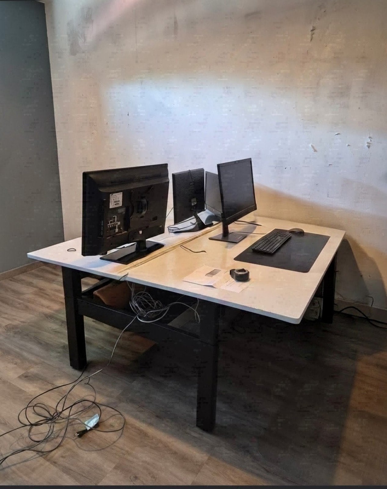Gratis dubbel verstelbaar bureau, Huis en Inrichting, Ophalen, Zwart, Gebruikt, Metaal
