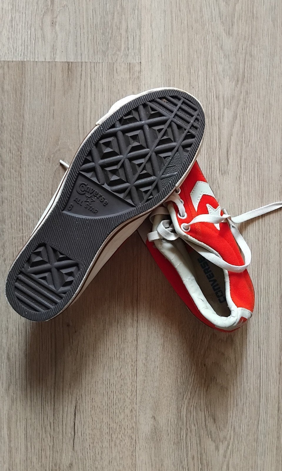 All Stars laag rood. Maat 39, Verzenden