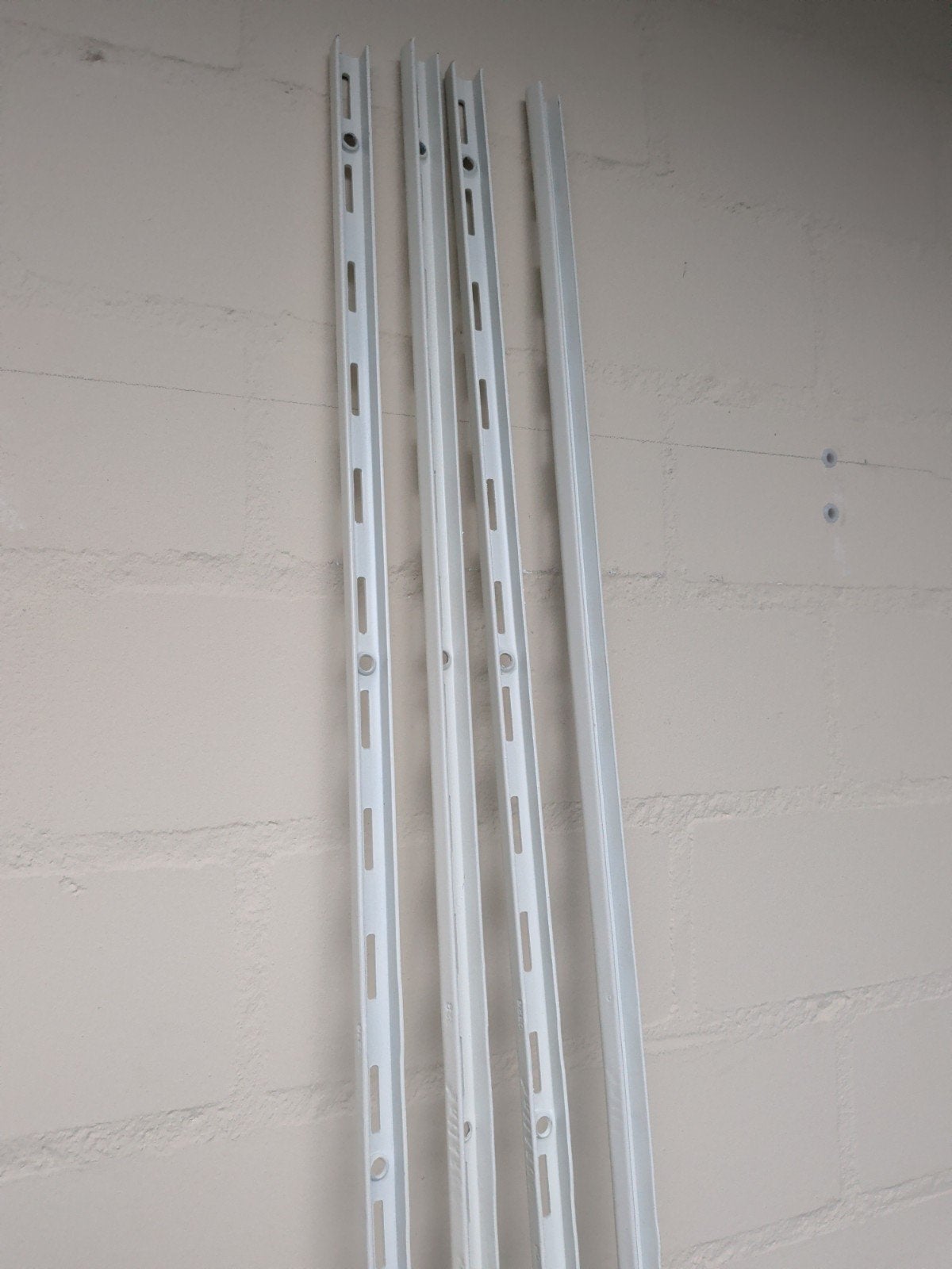 4 Duraline wandrails voor plankdragers 2 meter, Ophalen, Gebruikt