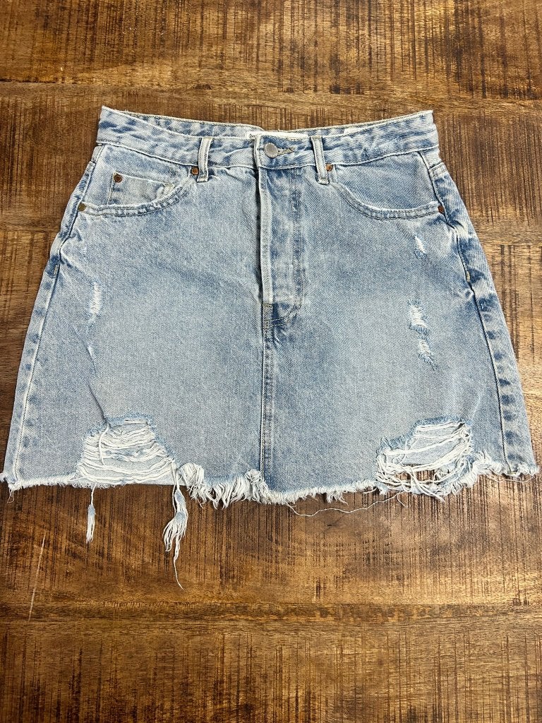 Stradivarius denim minirok lichtblauw destroyed Y2K M 38, Maat 38/40 (M), Blauw, Ophalen of Verzenden, Zo goed als nieuw