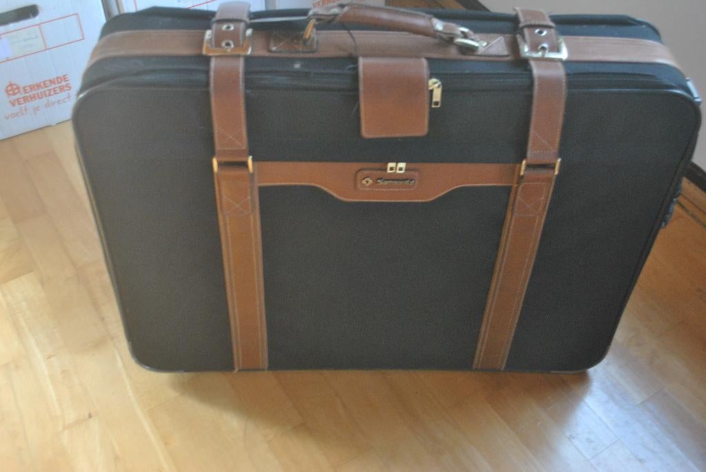 Koffer, Samsonite, Sieraden, Tassen en Uiterlijk, Koffers, Gebruikt, Zacht kunststof, 70 cm of meer, 55 cm of meer, Slot, Wieltjes
