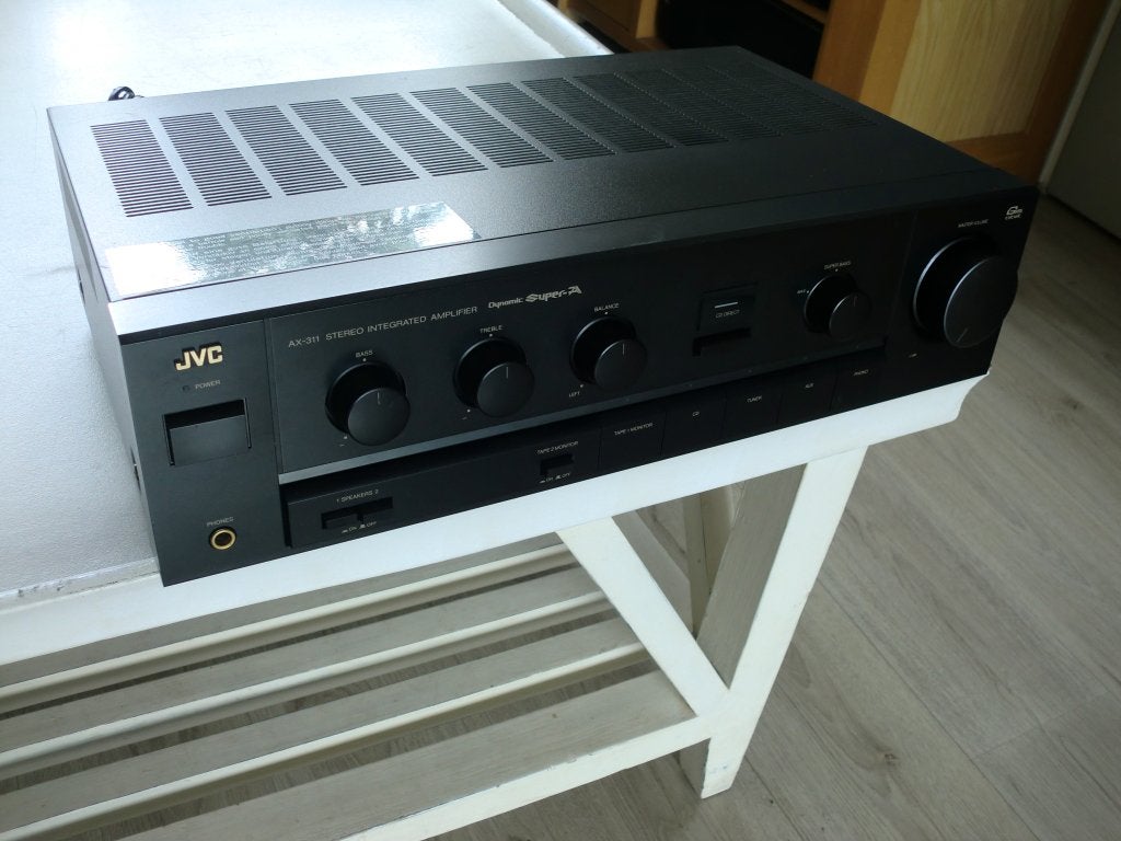 JVC AX-311 Stereo versterker phono 100%goed onderhoud gehad., Audio, Tv en Foto, Stereo-sets, Ophalen of Verzenden, Refurbished