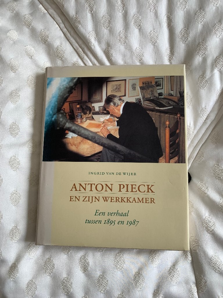 Anton Pieck en zijn werkkamer, Ophalen, Gelezen, Kunst en Cultuur