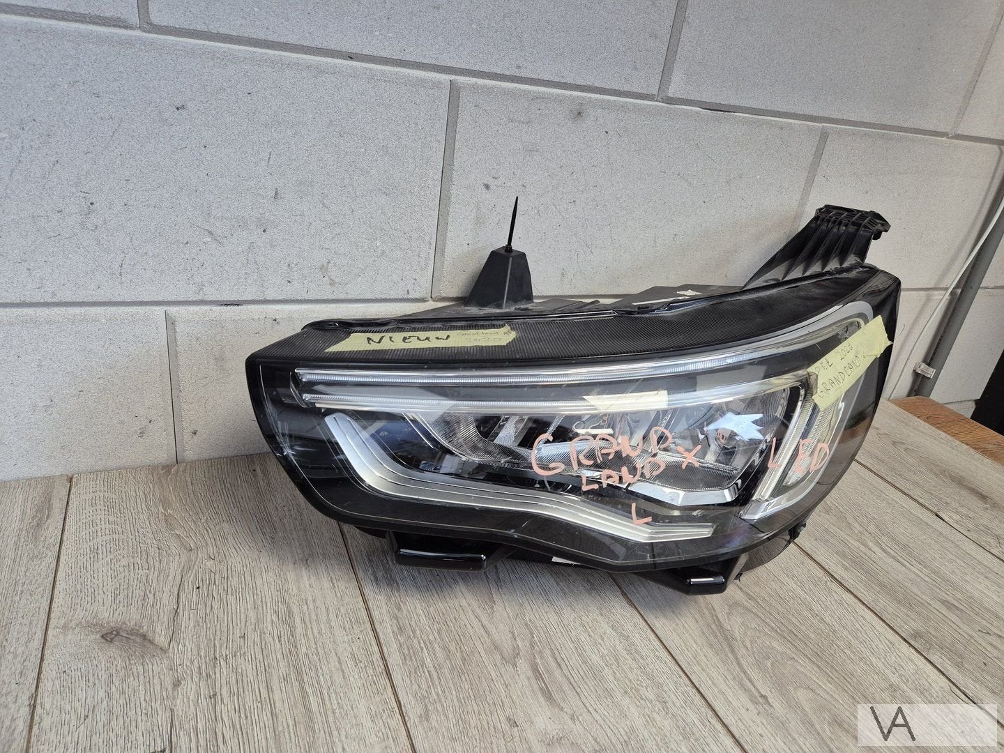 Opel Grandland X koplamp links 2017 - 2023 LED yp00162880, Gebruikt, -, -, Opel