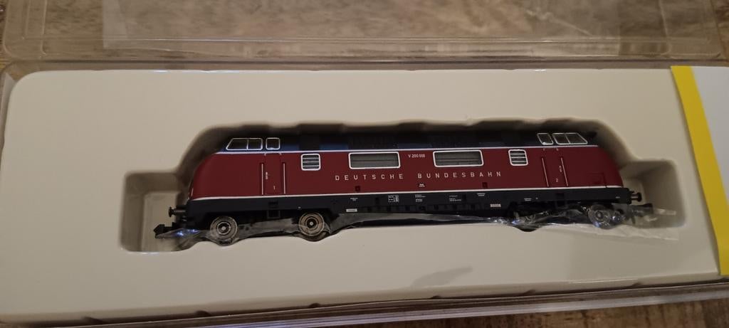Te koop 12402 v200 minitrix nieuw 100 euro metaal, Gelijkstroom, Trix, Nieuw, Rails