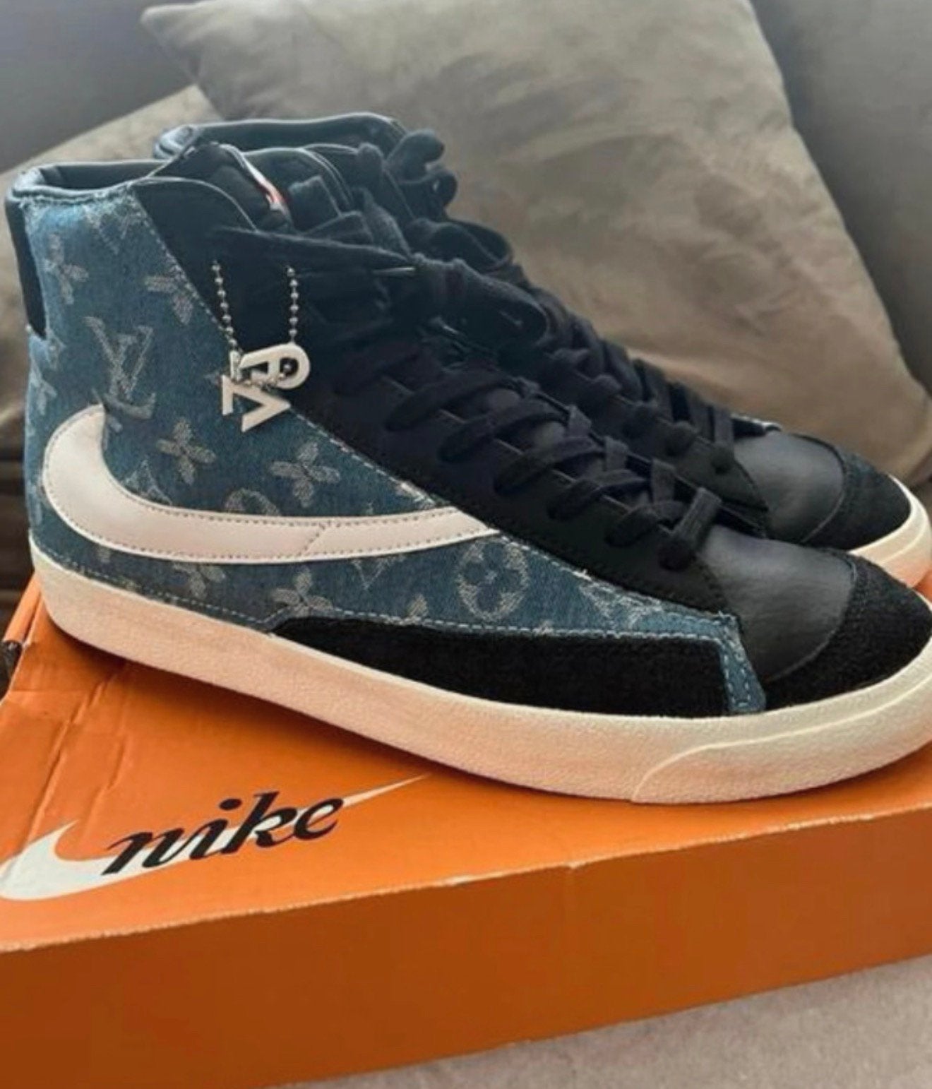 Nike blazer, Ophalen of Verzenden, Zo goed als nieuw, Jongen of Meisje, Schoenen