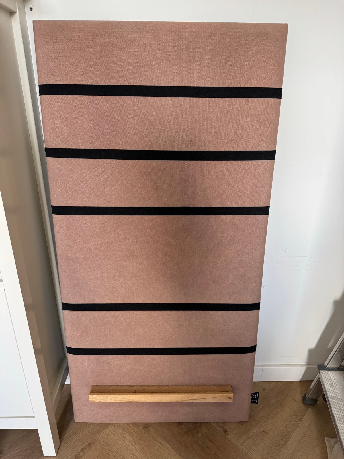 Dock Four Oud Roze/Poederroze Prikbord 120x60 cm, Ophalen, Zo goed als nieuw, Roze, Hout