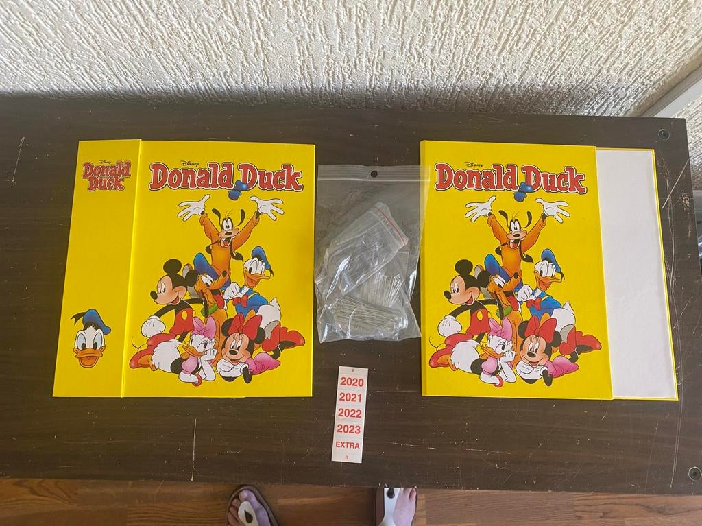 NIEUWE Donald Duck Verzamelmappen met stickers en schuifjes, Verzamelen, Ophalen of Verzenden, Donald Duck, Nieuw, Papier, Kaart of Schrift