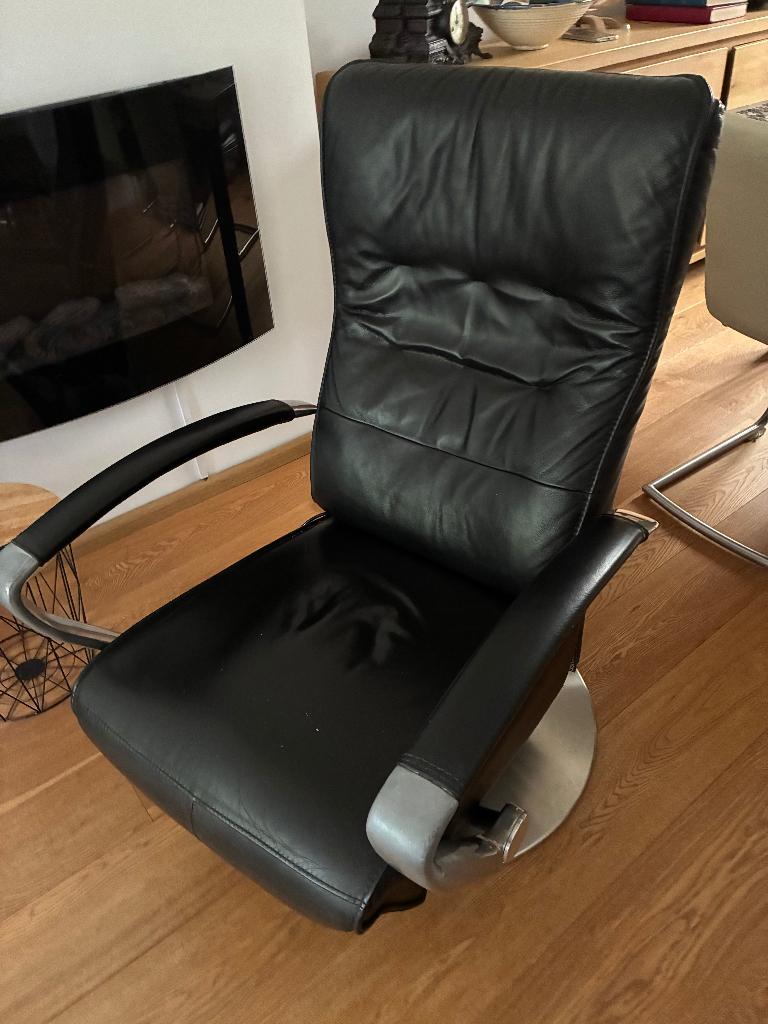 PROMINENT LEREN ELEKTRISCHE RELAXFATEUIL MET EXTRA, Ophalen, Gebruikt, 75 tot 100 cm, Leer