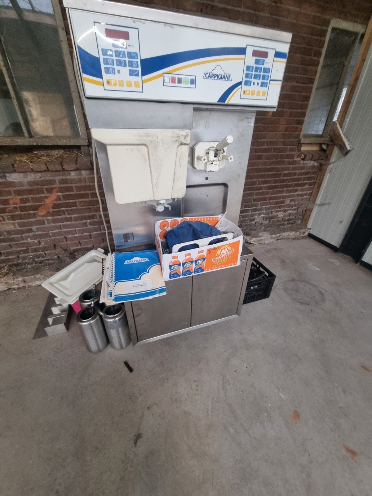 Carpigiani COSS 3840 softijs- en milkshakemachine, Ophalen