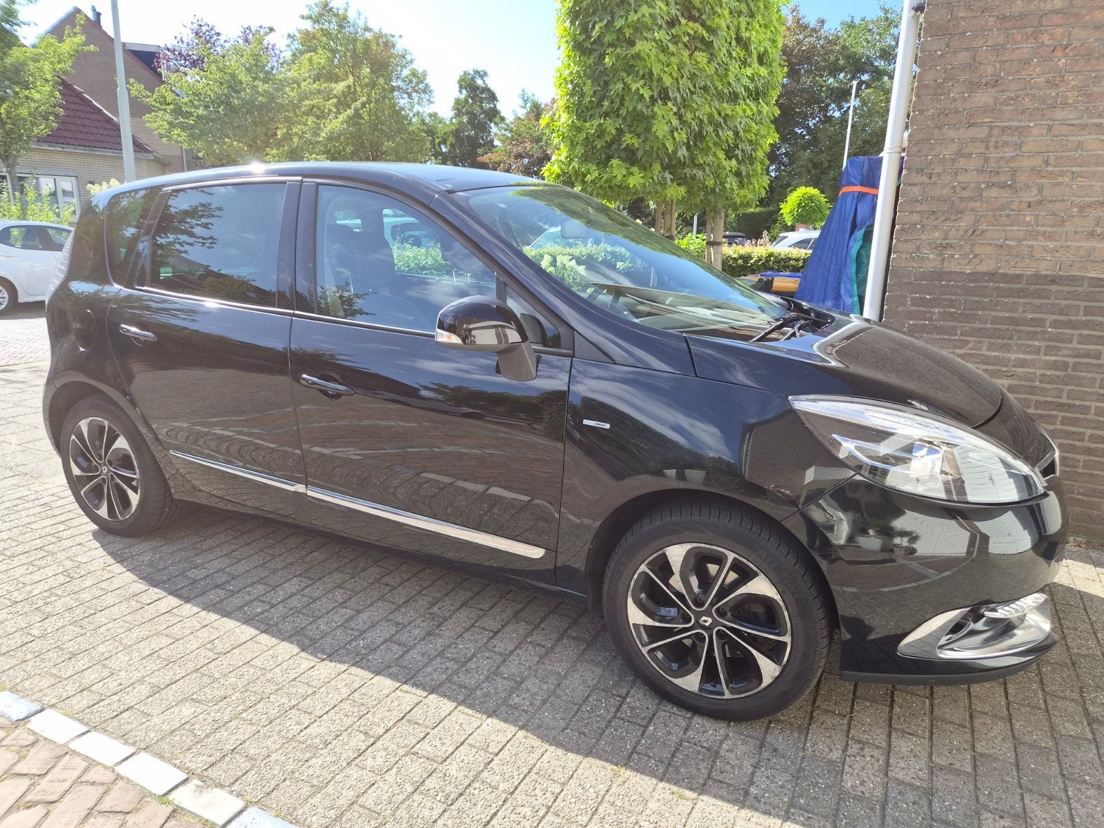 Renault Scénic 1.2 TCE 97KW 2015 Zwart, Voorwielaandrijving, Stof, 4 cilinders, USB