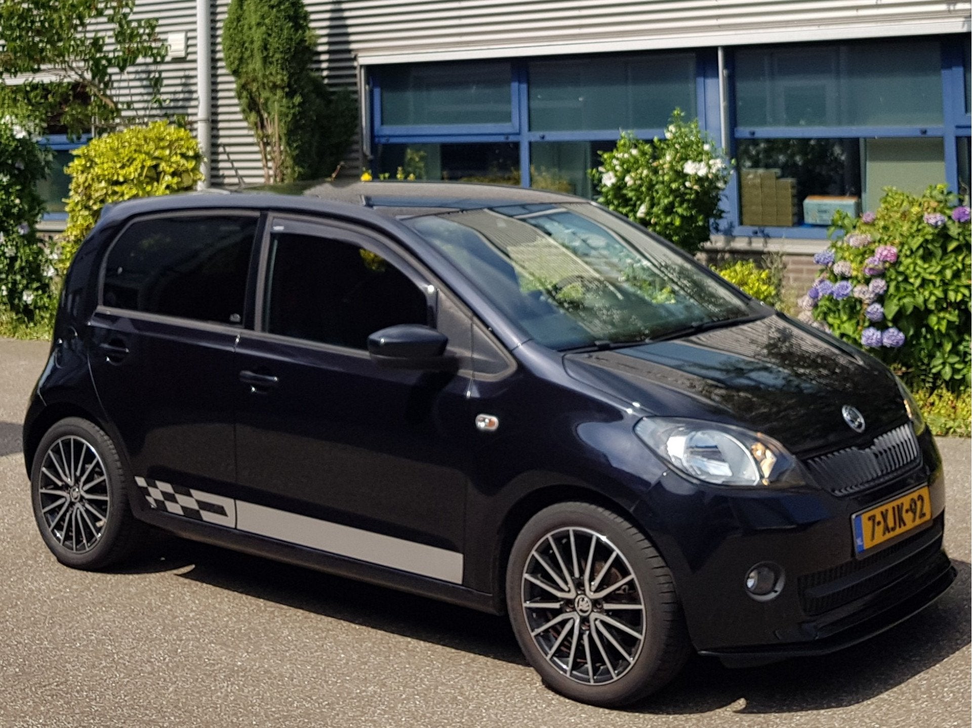 Skoda Citigo 1.0 5Drs MonteCarlo Navi Airco LmVlg (bj 2014), Auto's, Skoda, Voorwielaandrijving, Euro 5, Stof, Gebruikt