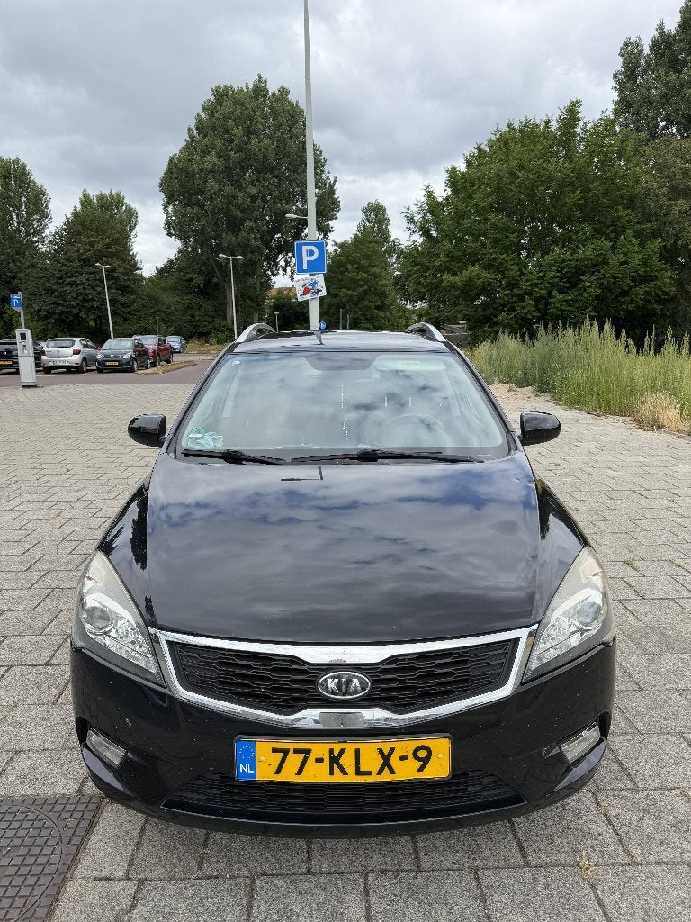 Kia Cee'd 2010 Zwart, Auto's, Voorwielaandrijving, Zwart, 4 cilinders, 1396 cc