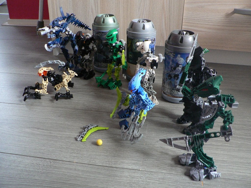 10 LEGO BIONICLES, Gebruikt, Bionicle, Inclusief accessoires, Lego