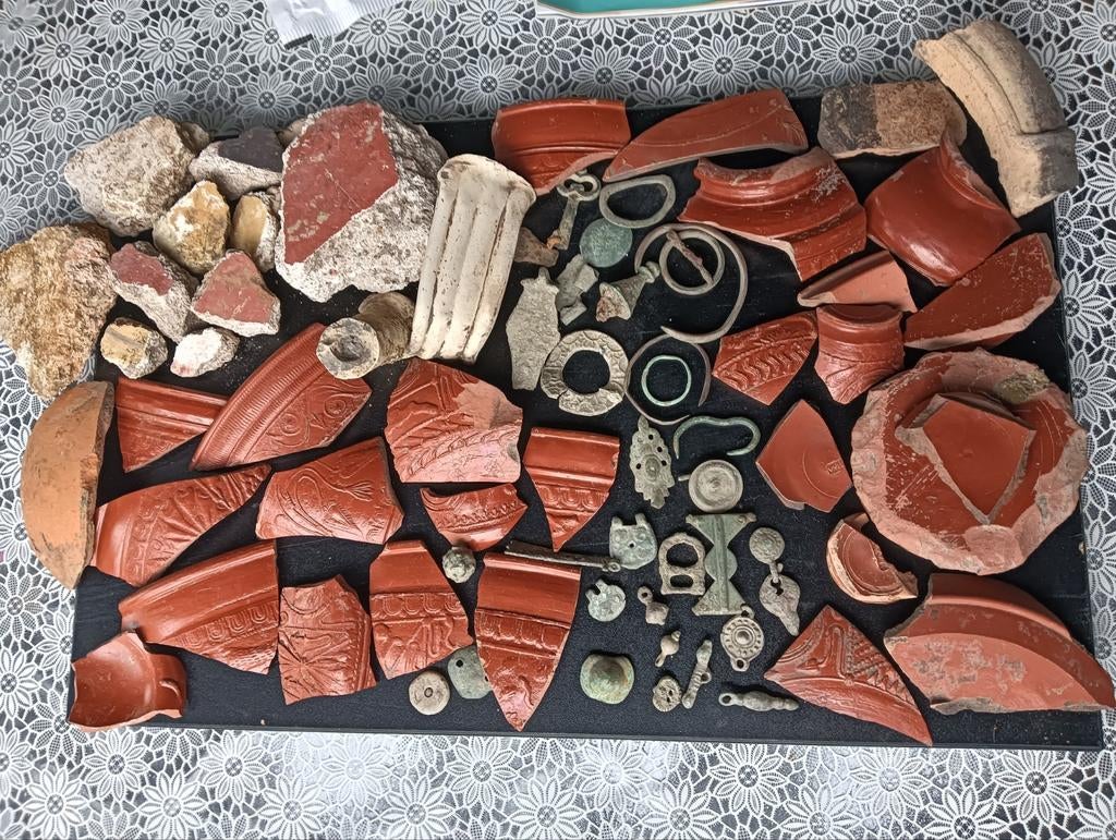 Lot Romeinse bodemvondsten, Antiek en Kunst, Ophalen of Verzenden