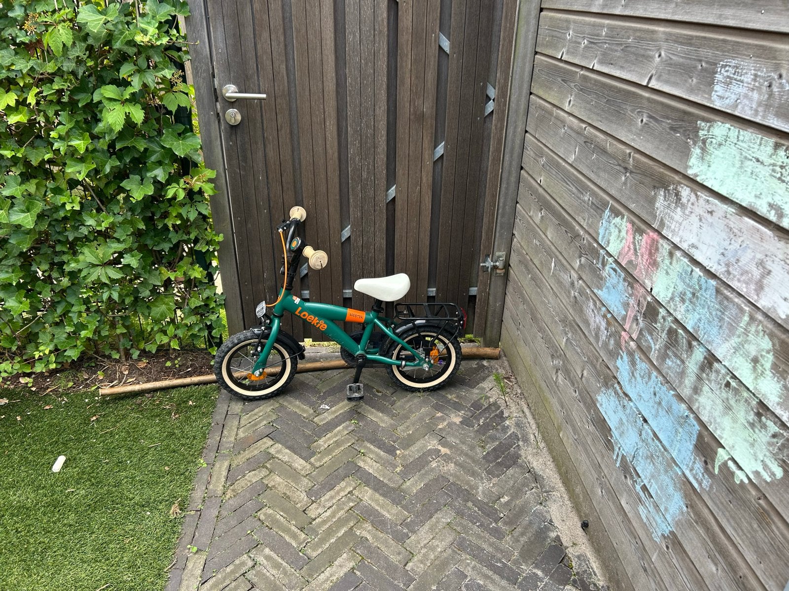 Loekie kinderfiets, groen, gebruikt, Fietsen en Brommers, Fietsen | Kinderfietsjes, Ophalen, Terugtraprem, Zijwieltjes, Gebruikt
