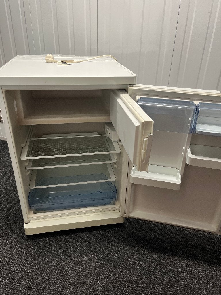 Inbouw koelkast met vriesvak / mini fridge with freezer, 85 tot 120 cm, Gebruikt, 100 tot 150 liter, Ophalen of Verzenden