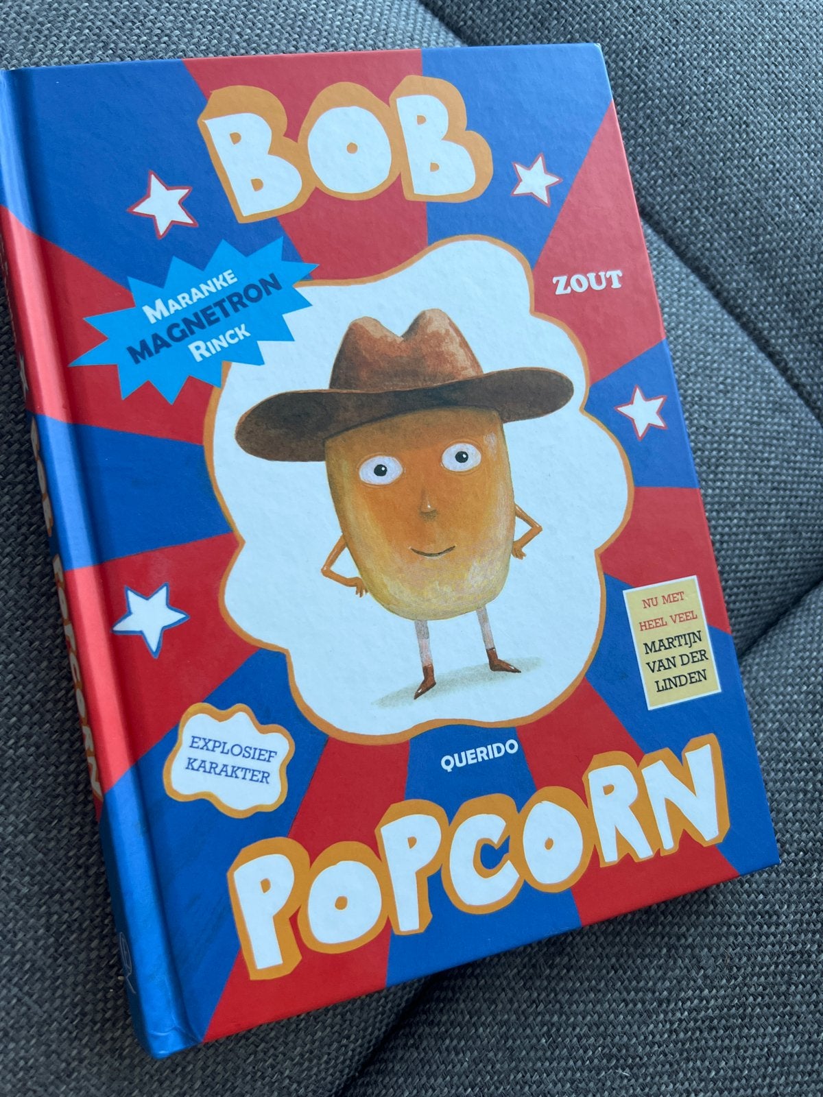 Bob Popcorn - kinderboek, Ophalen, Zo goed als nieuw, Fictie algemeen