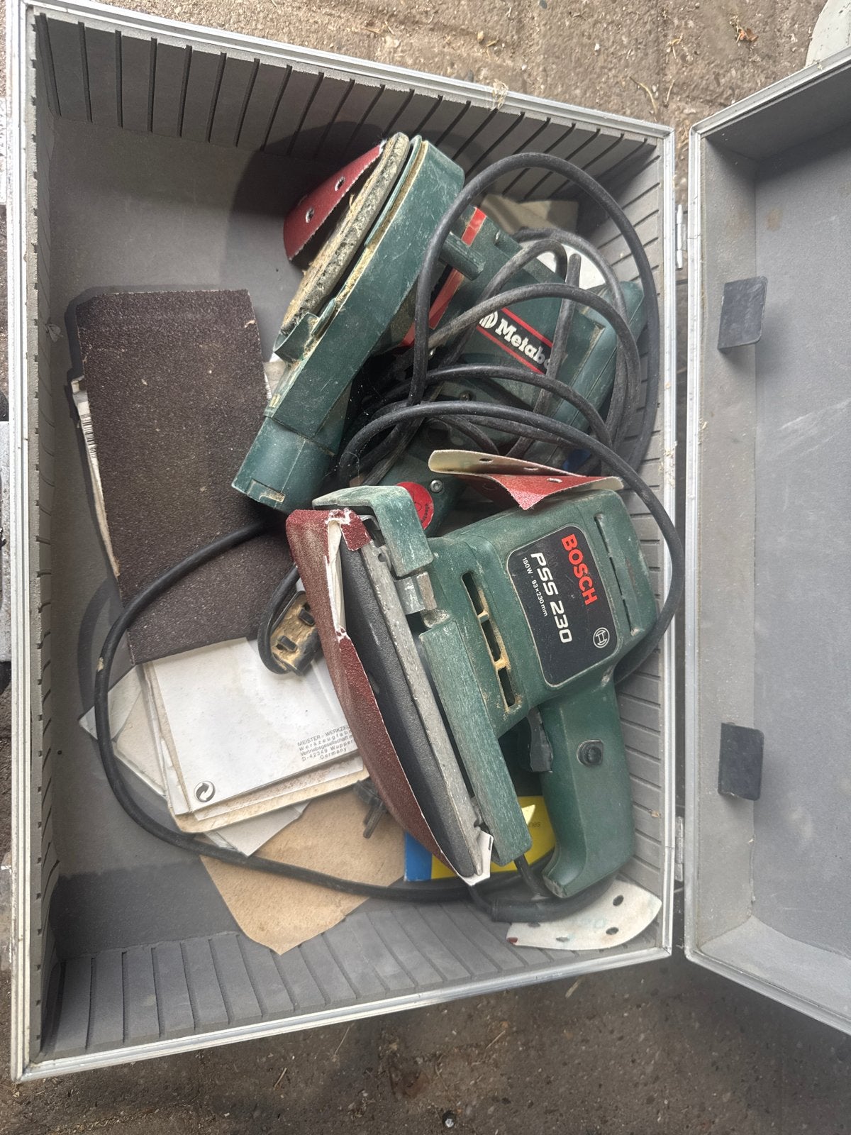 Schuurmachines: Bosch PSS 230 en Metabo (set), Ophalen of Verzenden, Gebruikt, Minder dan 600 watt, Vlakschuurmachine