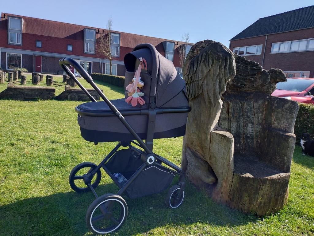 Lionelo Mika 2-in-1 Kinderwagen - Reiswieg + Buggy, Overige merken, Ophalen of Verzenden, Zo goed als nieuw, Combiwagen