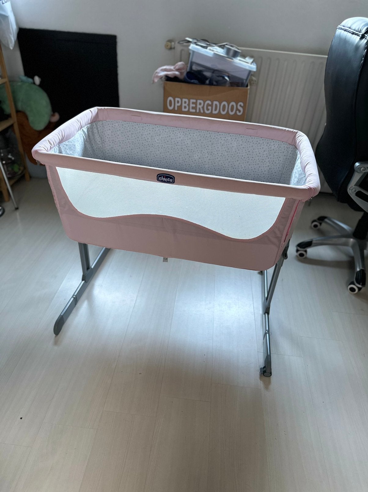 Chicco Next2Me Co-sleeper / Wiegje – Roze / Grijs, Ophalen, Gebruikt, Wieg