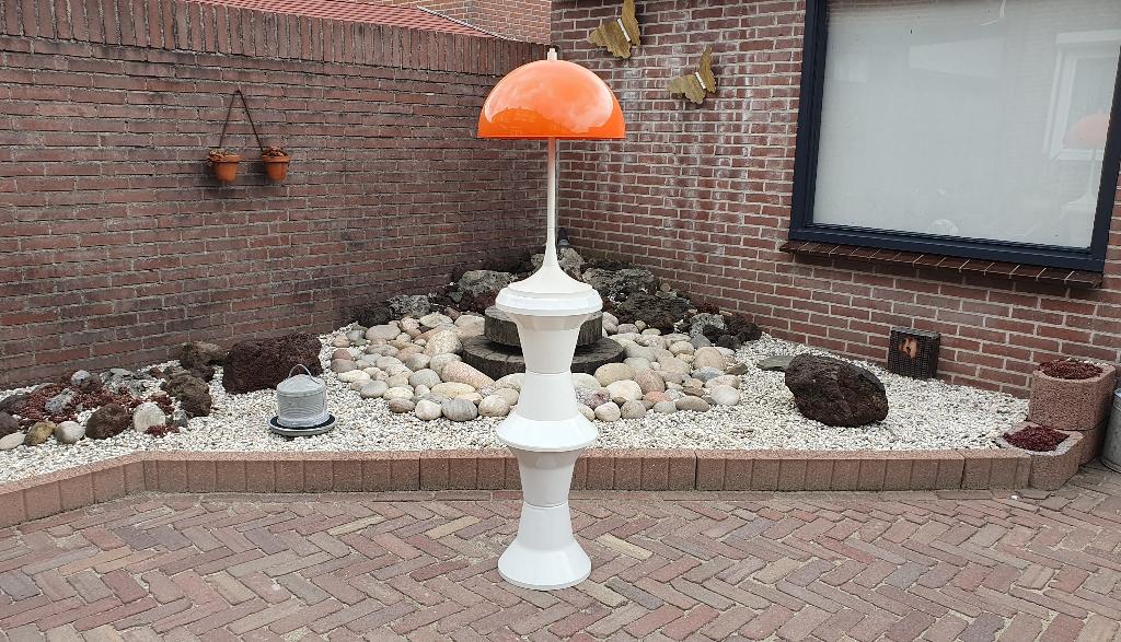 Space age Tam Tam Krukjes (2 stuks), Ophalen, Zo goed als nieuw, Kunststof