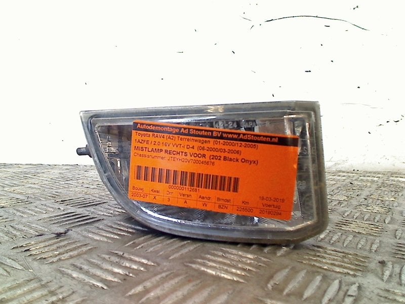 Mistlamp Rechts Voor Toyota RAV4 (A2) (2000-05/2005-11), Gebruikt, Kundenbetreuung@toyota.de, Toyota-Allee 2, Köln 50858, , Duitsland