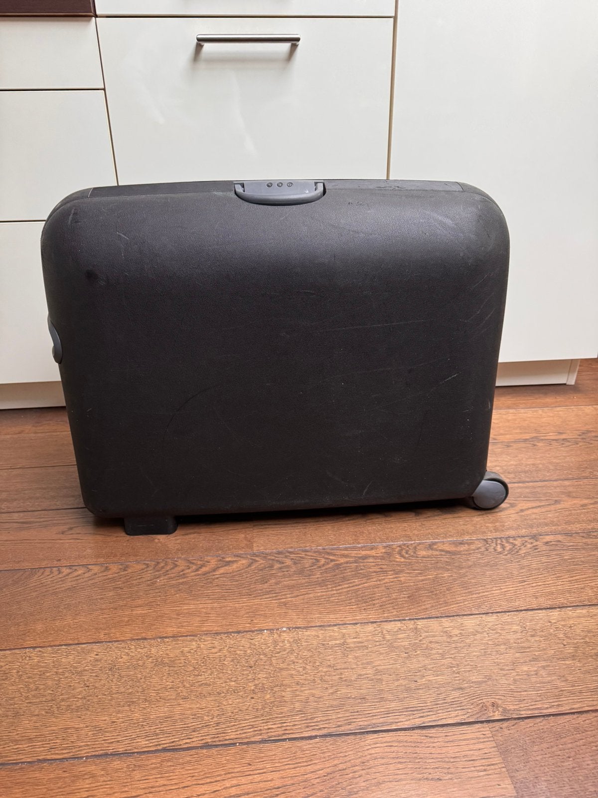 Carlton koffer, Ophalen, Hard kunststof, Zo goed als nieuw, 70 cm of meer