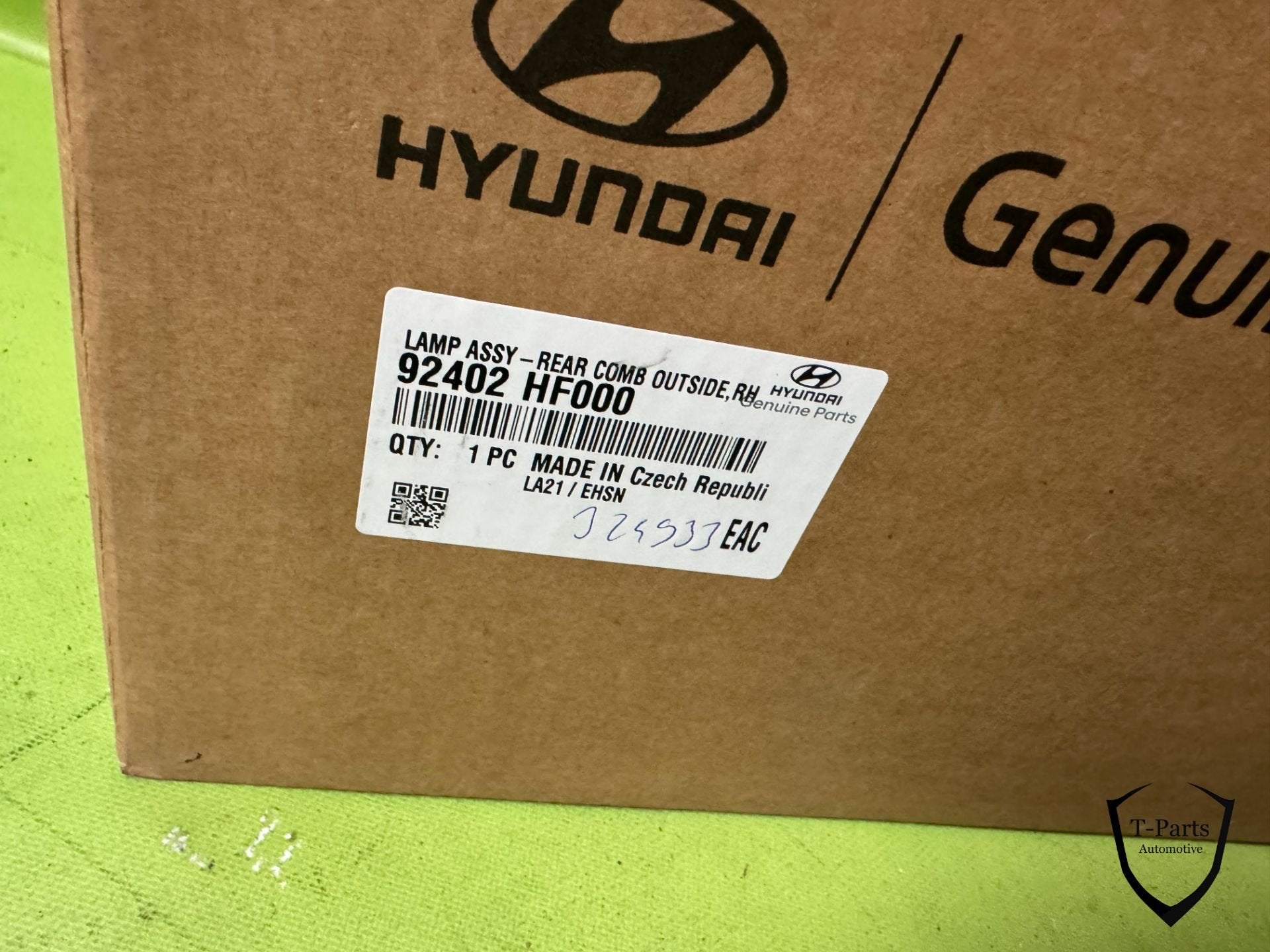 hyundai kona achterlicht rechts 92402HF000, Gebruikt, Heolleung-ro 12
06797  Seoul, Ophalen of Verzenden, Info@hyundai.com