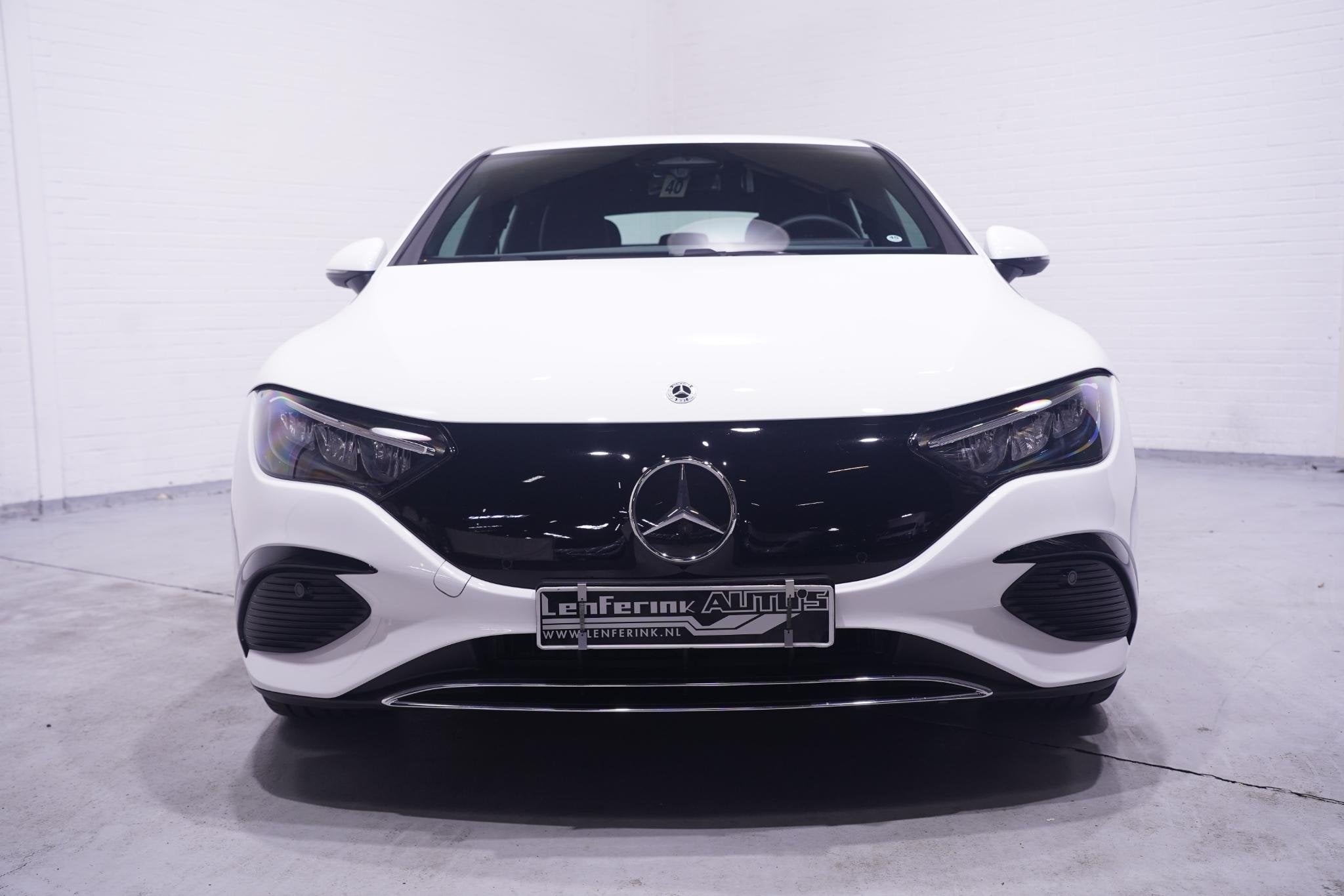 Mercedes-Benz EQE 300 Apple Carplay DAB 2-Zone Clima LED ele, Auto's, Automaat, Achterwielaandrijving, Gebruikt, 607 km