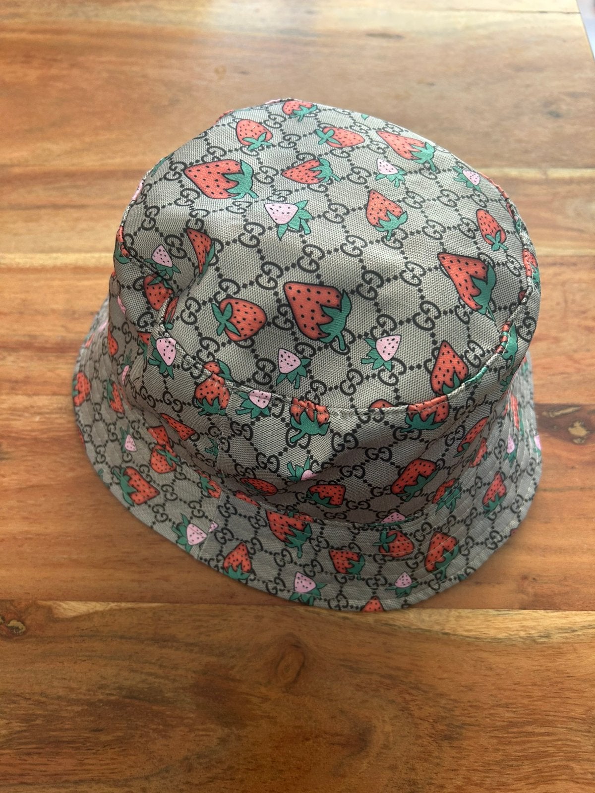 Gucci hoed nieuw aarbeien, Kleding | Dames, Ophalen of Verzenden, Nieuw, One size fits all, Hoed