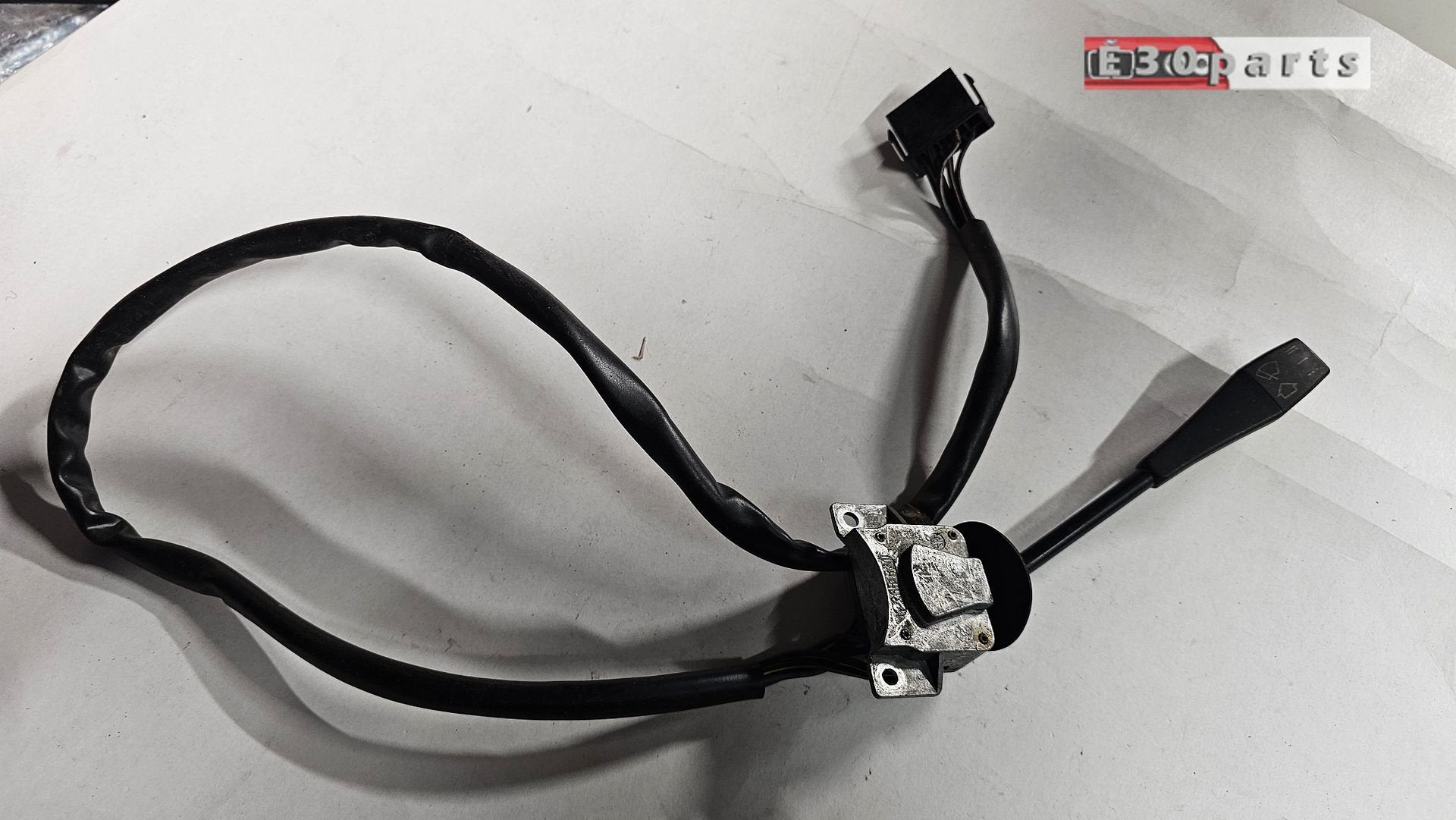 Ruitenwisser schakelaar zwarte stekker BMW 3 serie E21 13658, Auto-onderdelen, Dashboard en Schakelaars, Gebruikt, -, Ophalen of Verzenden