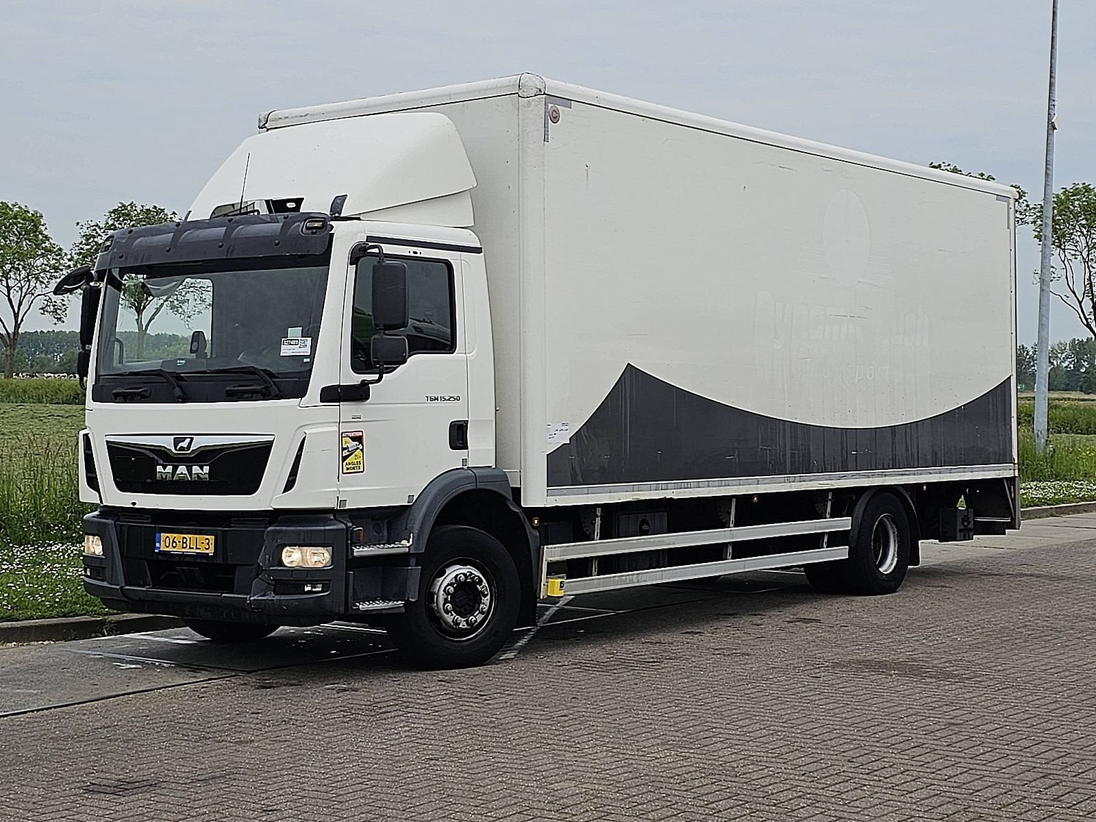 M.A.N. 15.250 TGM airco lift curtain r, Automaat, Euro 6, MAN, Wit