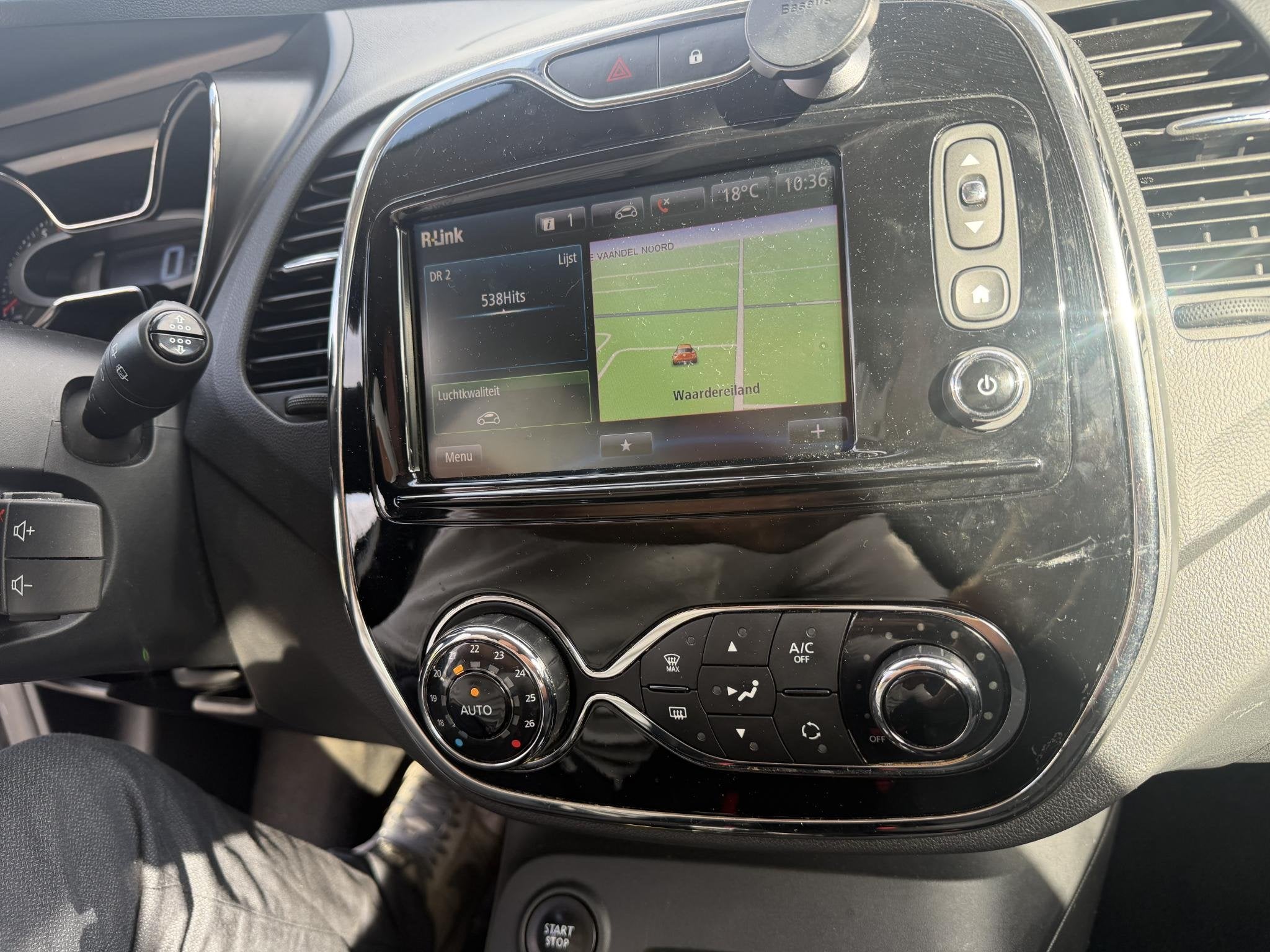 Renault Captur 1.2 TCe Dynamique Automaat l nieuwe motor, Auto's, Stof, Euro 6, 4 cilinders, Automatische klimaatregeling
