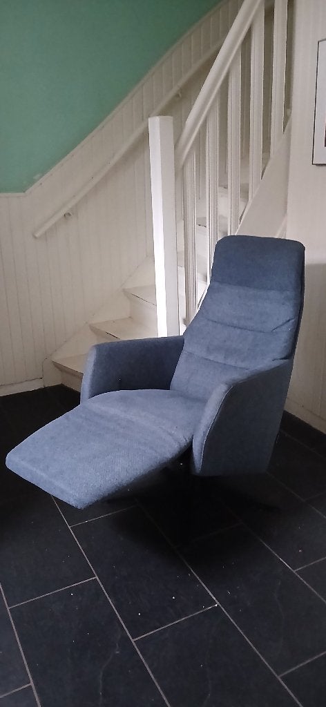 prominent fauteuil, Ophalen, Minder dan 75 cm, Zo goed als nieuw, Stof
