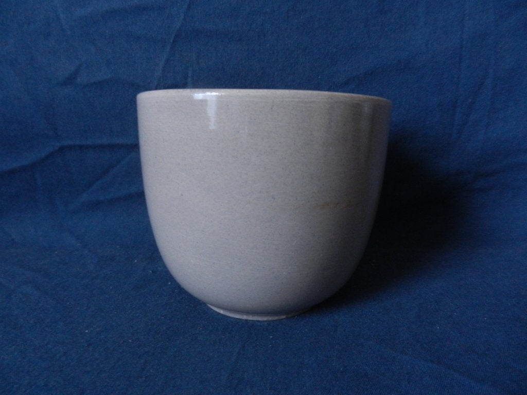 Beige geglazuurde bloempot ADCO Groningen 2110[a] h. 8,6 cm, Ophalen of Verzenden