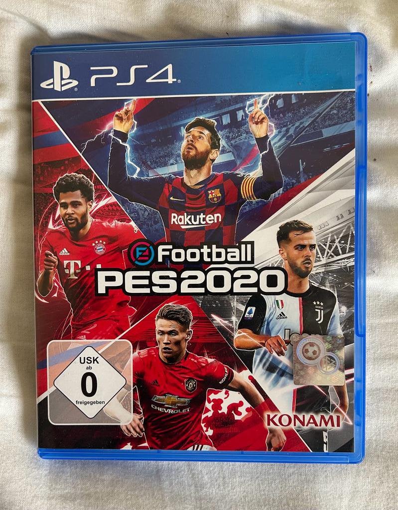 Playstation 4 te koop voor €250 plus twee controllers, 2 spelers, Ophalen, Zo goed als nieuw, Vanaf 3 jaar