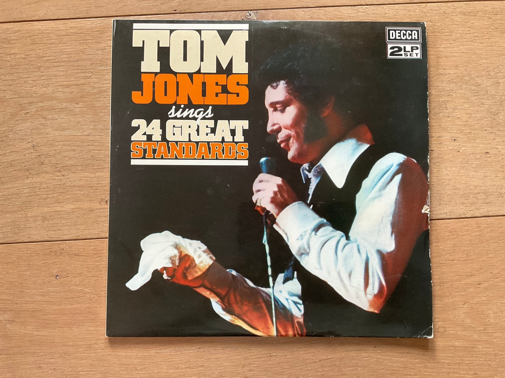 Dubbel lp Tom Jones, 24 Great Standards, gaaf, Ophalen of Verzenden, Zo goed als nieuw, LP