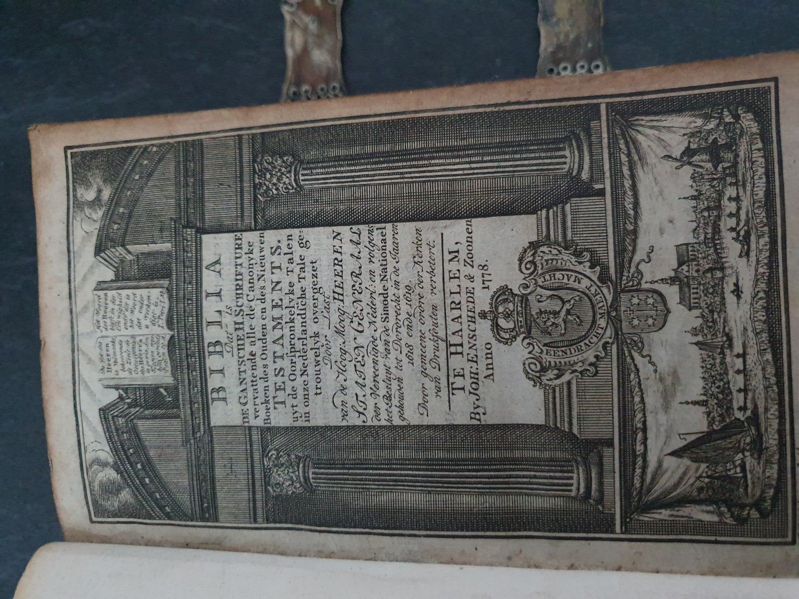 antieke bijbel uit 1778, Antiek en Kunst, Antiek | Boeken en Bijbels, Ophalen of Verzenden