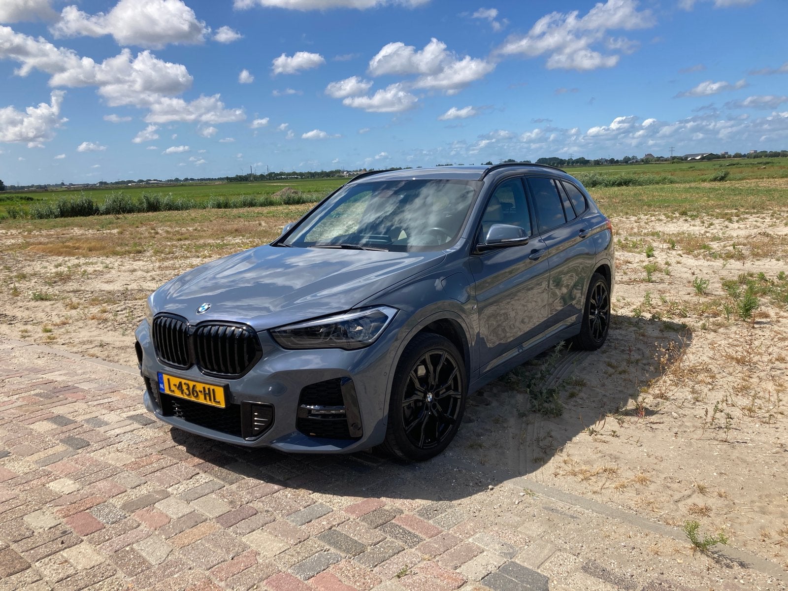 BMW X1 Xdrive25e 220pk Aut 2020 Grijs, Auto's, BMW, 125 pk, Vierwielaandrijving, SUV of Terreinwagen, 102 €/maand