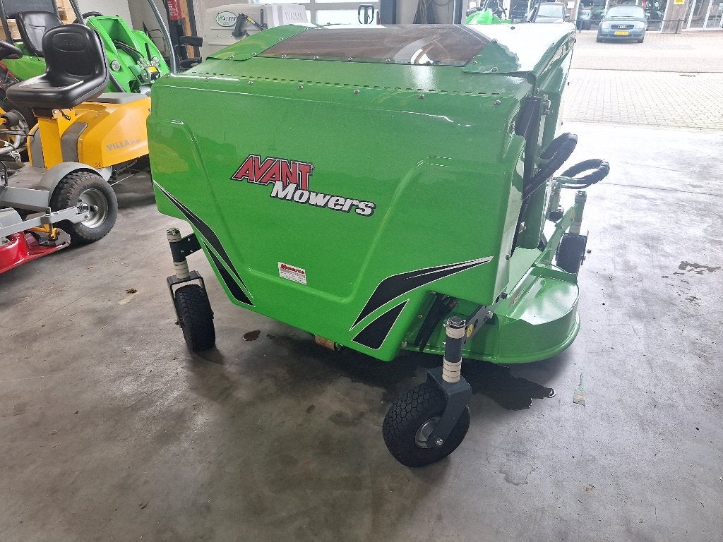 avant grasmaaier met opvang, Ophalen, Avant, Info@middelveldmachines.nl, Finland