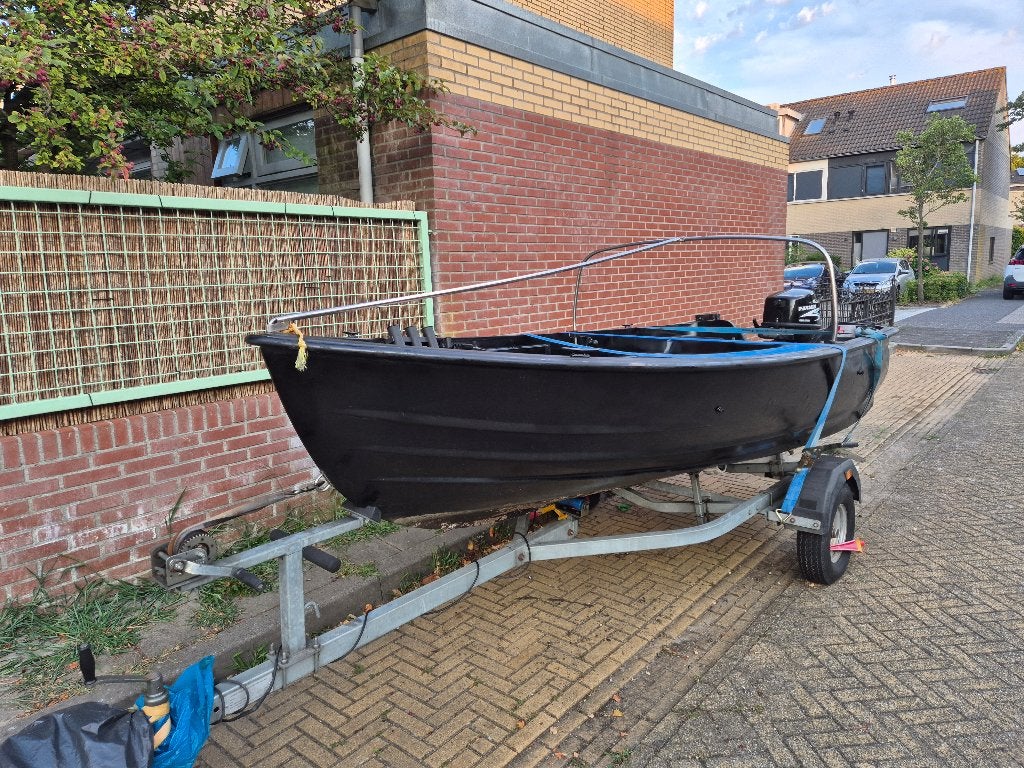 Polyester (vis boot) met Parsun 9.8 PK 4-takt (ca 10 pk), Watersport en Boten, Motorboten en Motorjachten, Overige merken, Gebruikt