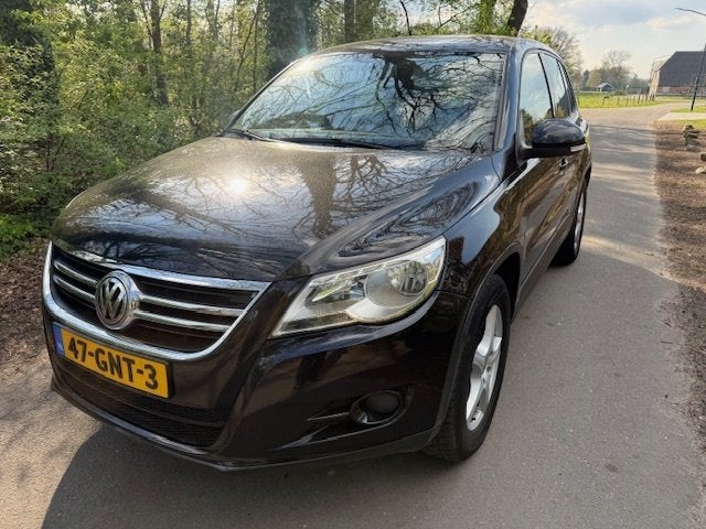 Volkswagen Tiguan 1.4 TSI Trend&Fun 4M (bj 2008), 4 cilinders, Zwart, Origineel Nederlands, Bedrijf